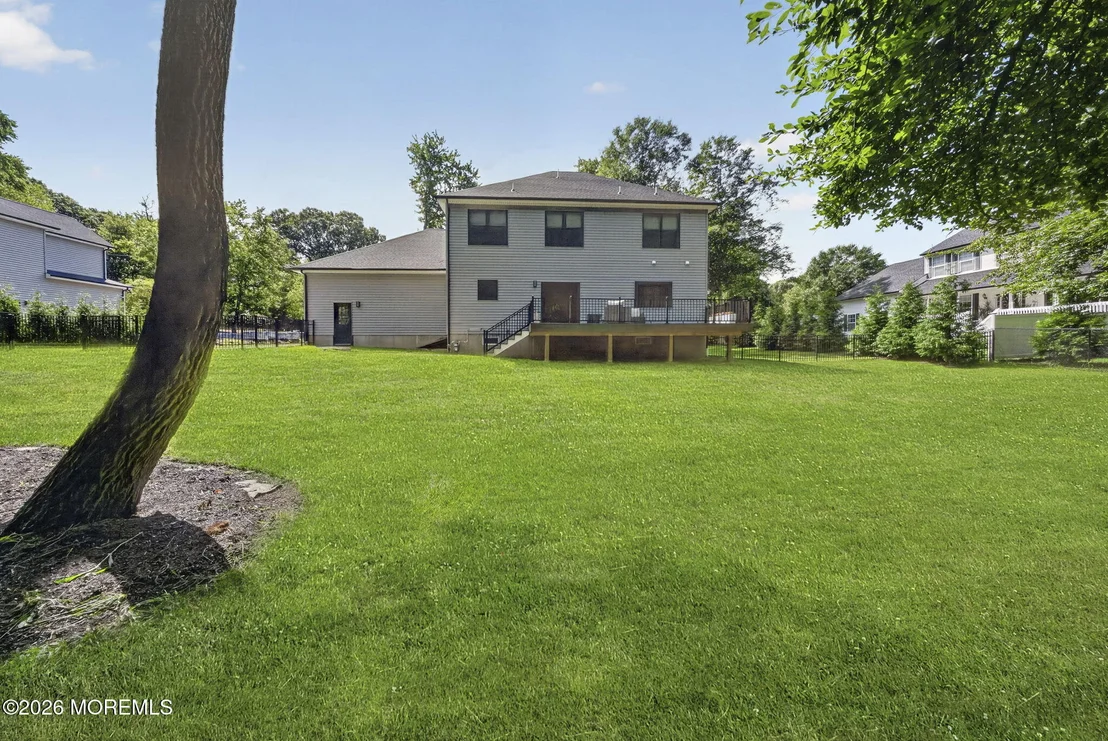 Photo of 284 Middle Road