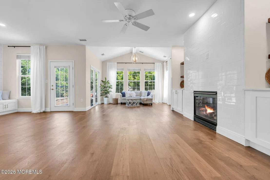 Photo of 83 Huntington Drive