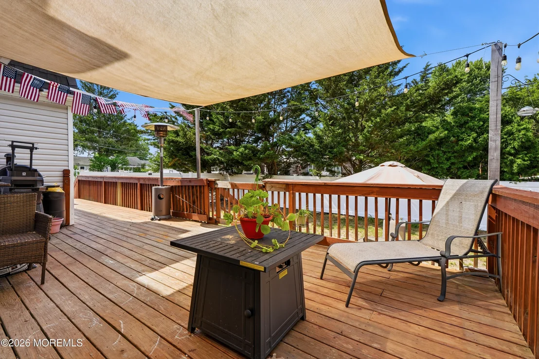 Photo of 1437 Jay Street