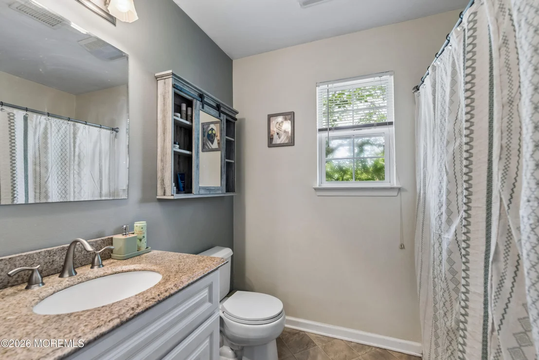 Photo of 131 Bayview Drive