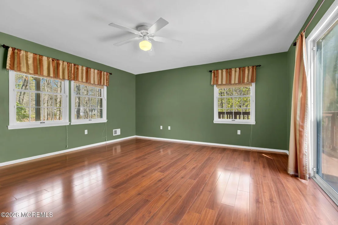 Photo of 205 Frank Applegate Road