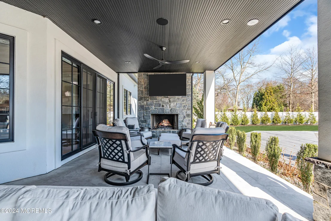 Photo of 1827 Celeste Drive
