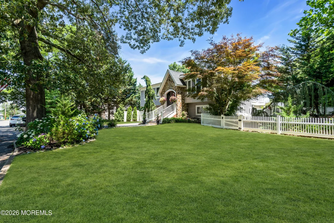 Photo of 23 Layton Avenue