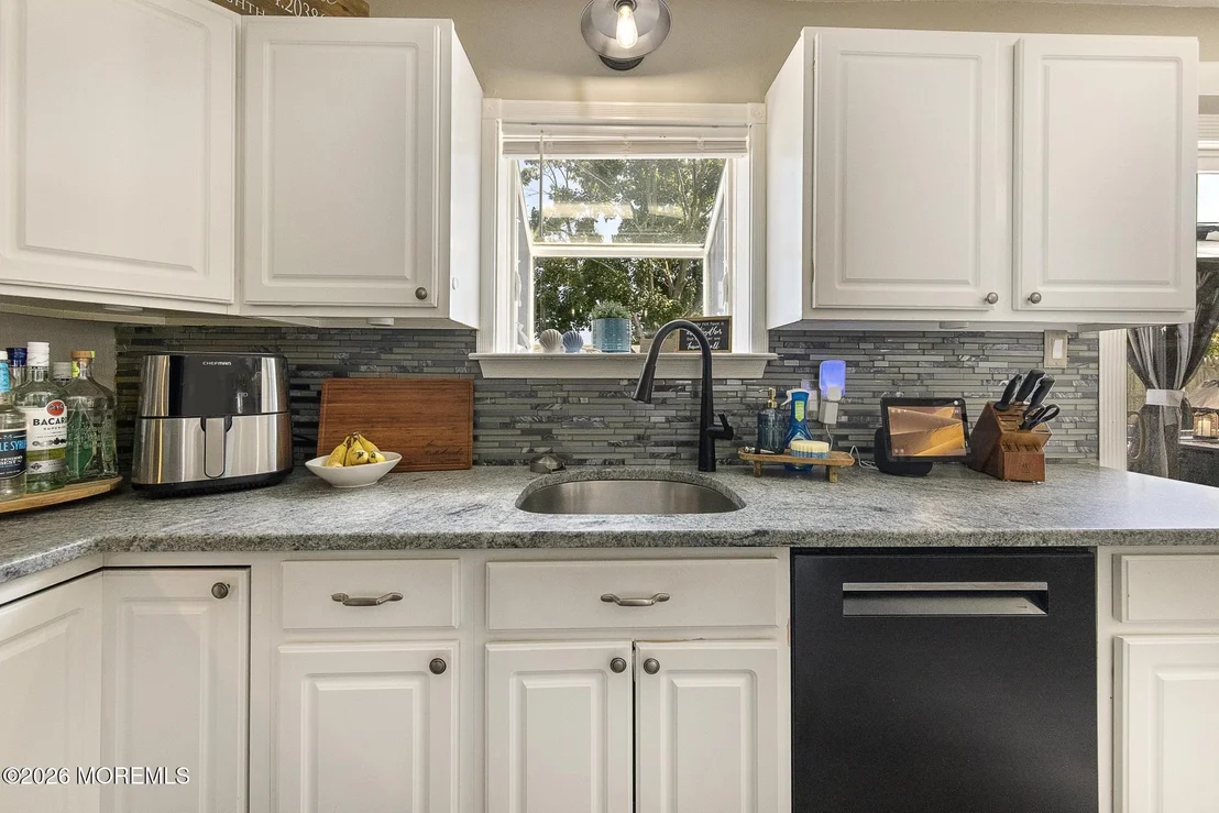 Photo of 302 8th Street