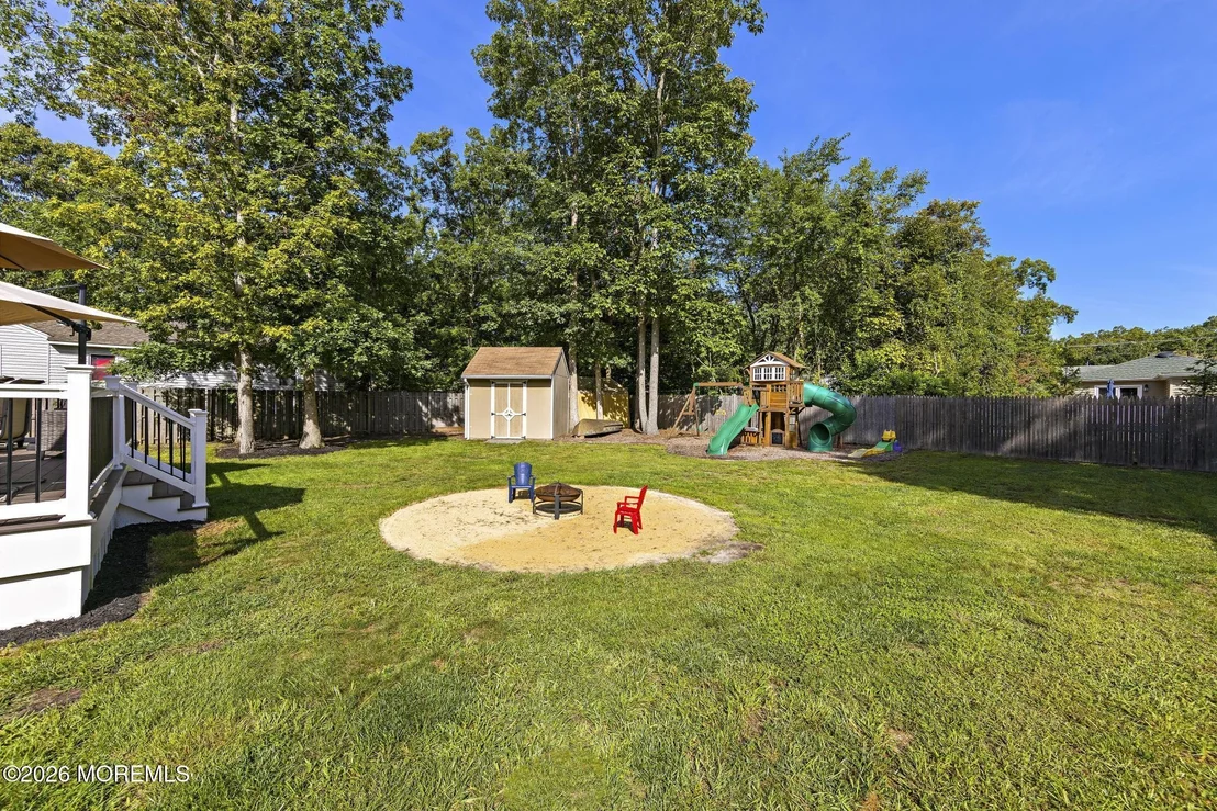 Photo of 211 3rd Avenue