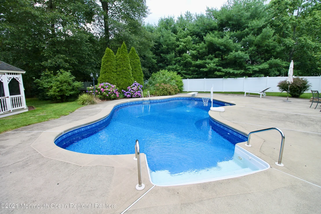 Photo of 20 Cedarview Avenue