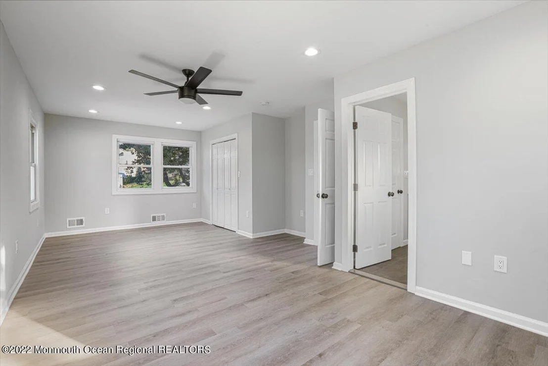 Photo of 104 Longfellow Drive