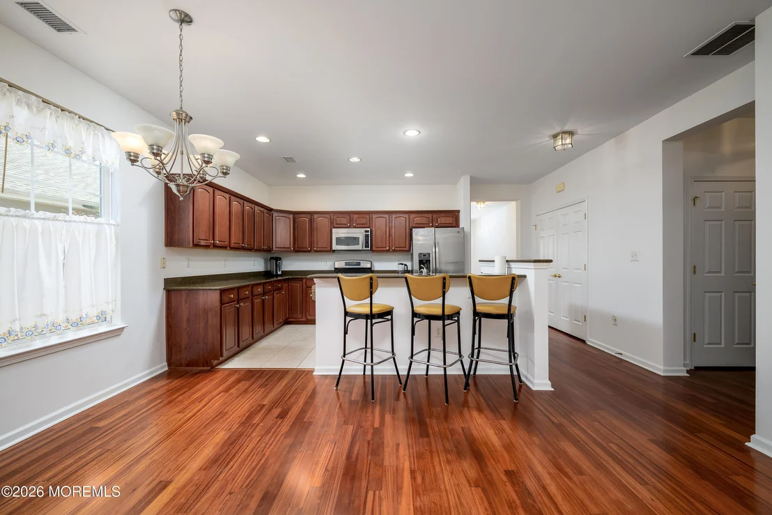 Photo of 98 Stamford Drive