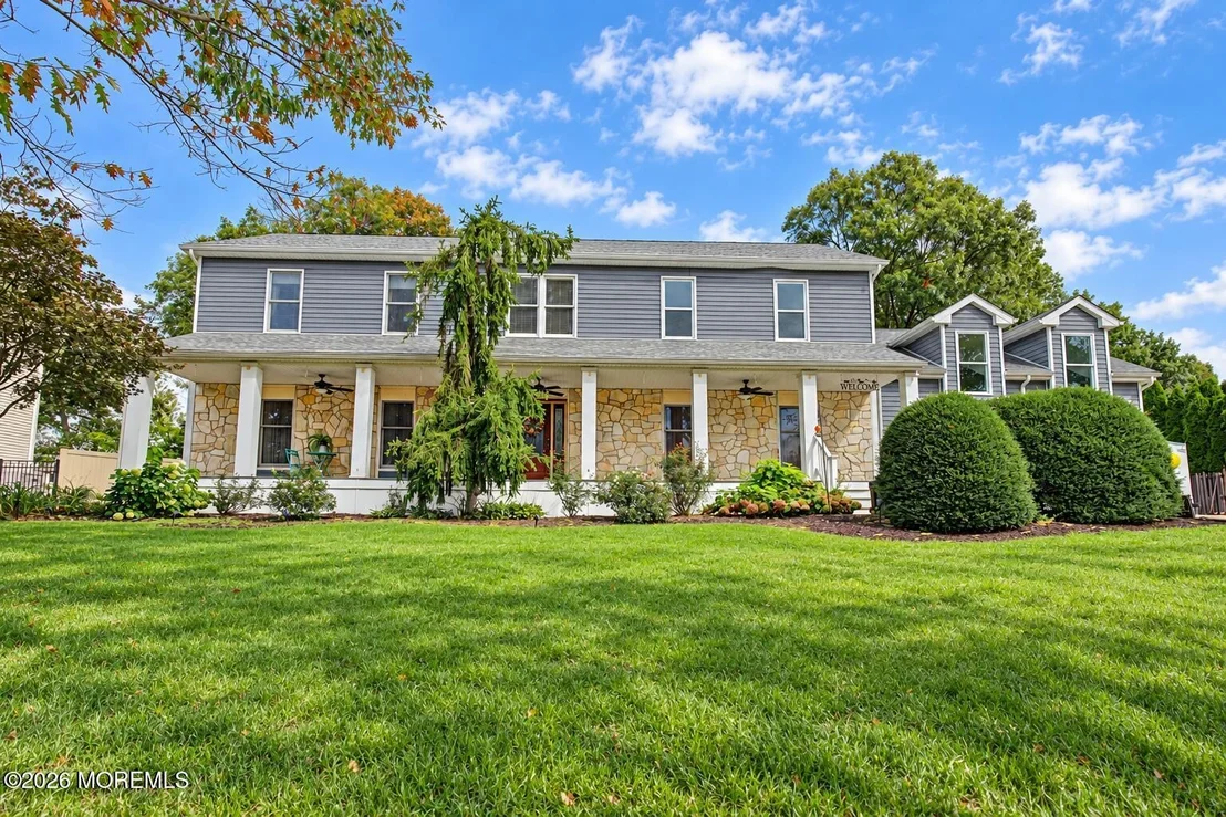 Photo of 711 Tall Oaks Drive