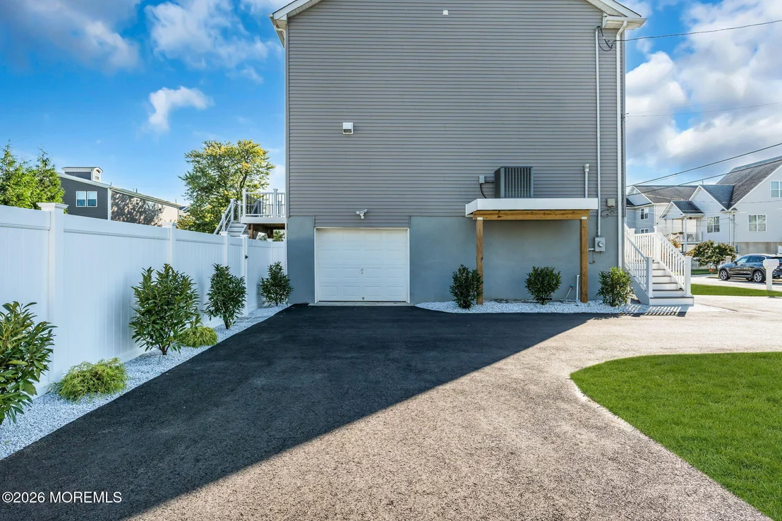 Photo of 707 Prospect Avenue