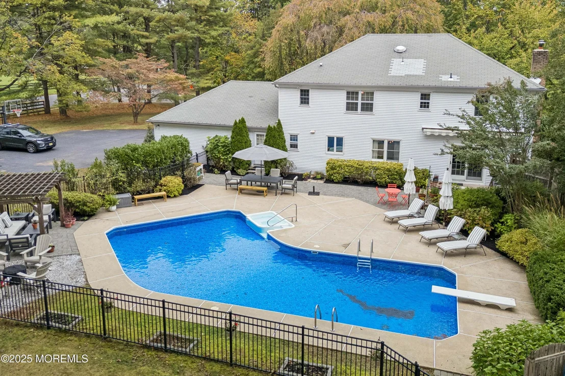 Photo of 16 Hickory Lane