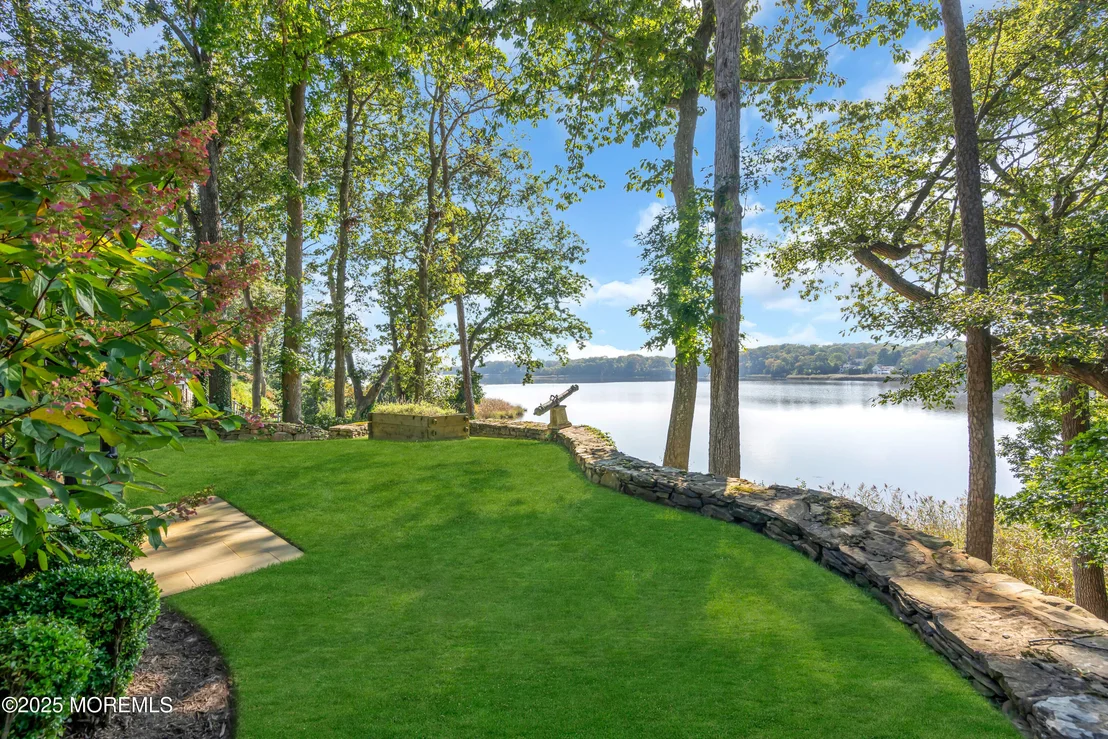 Photo of 2403 Riverside Terrace