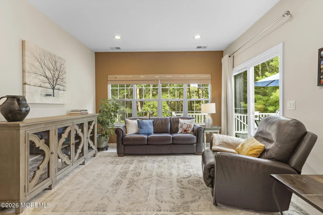 Photo of 80 Golf View Drive