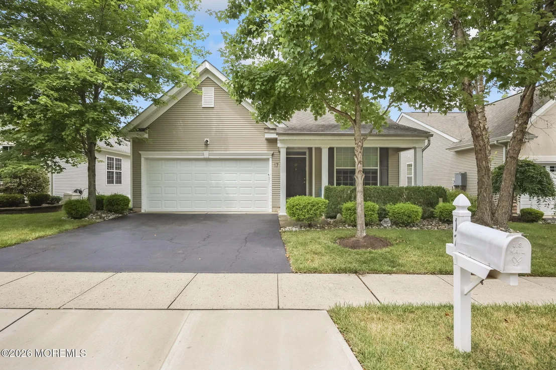 Photo of 17 Silver Charm Road