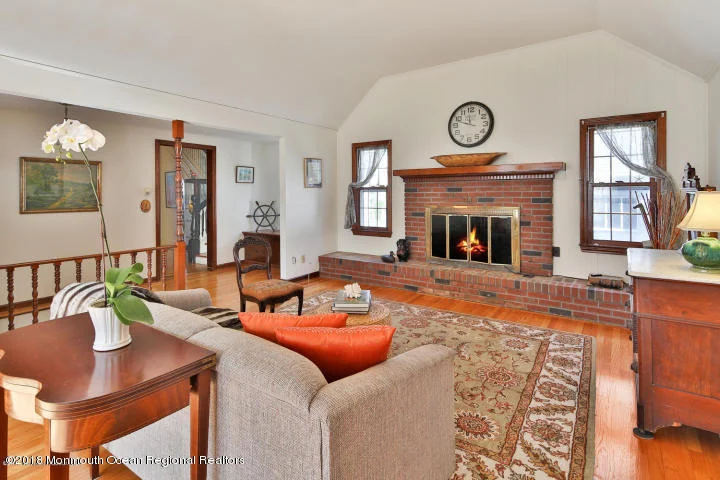 Photo of 147 Broadway