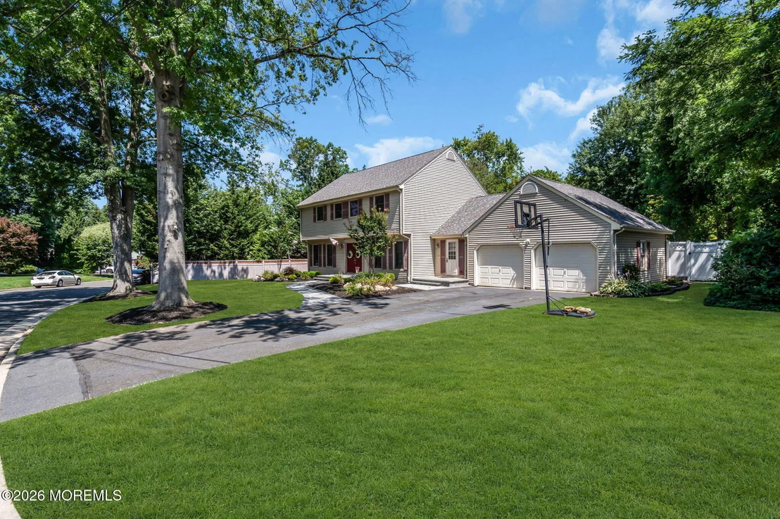 Photo of 2 Lakeland Drive
