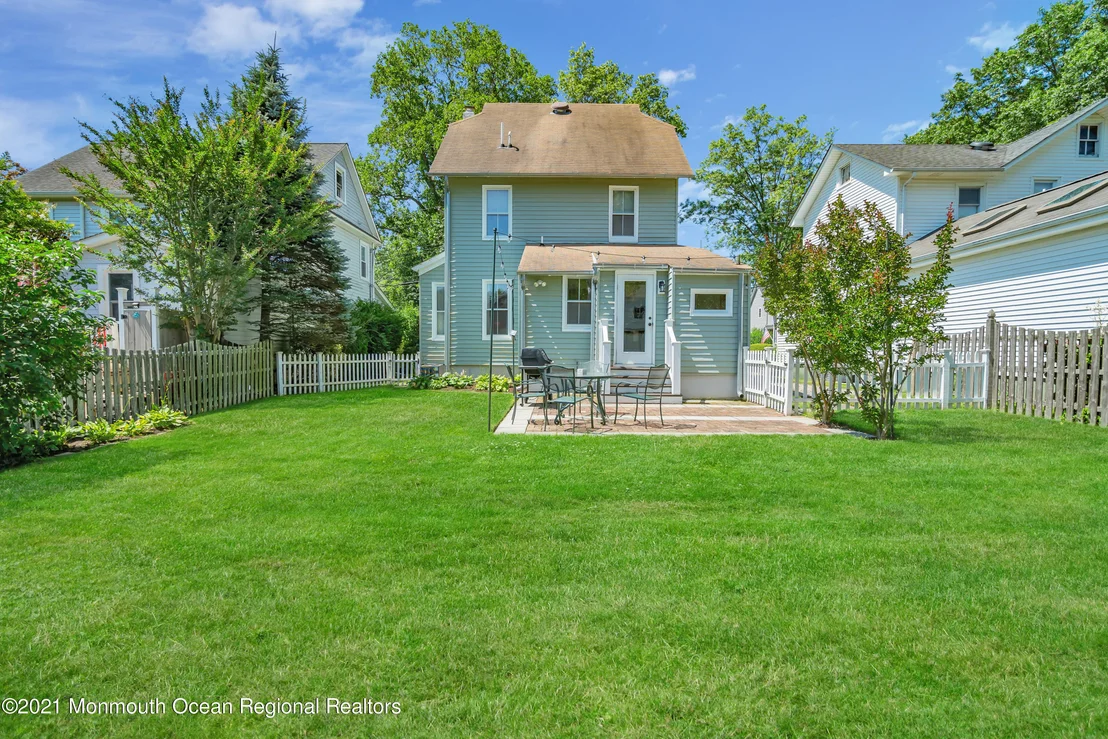 Photo of 32 Marcellus Avenue