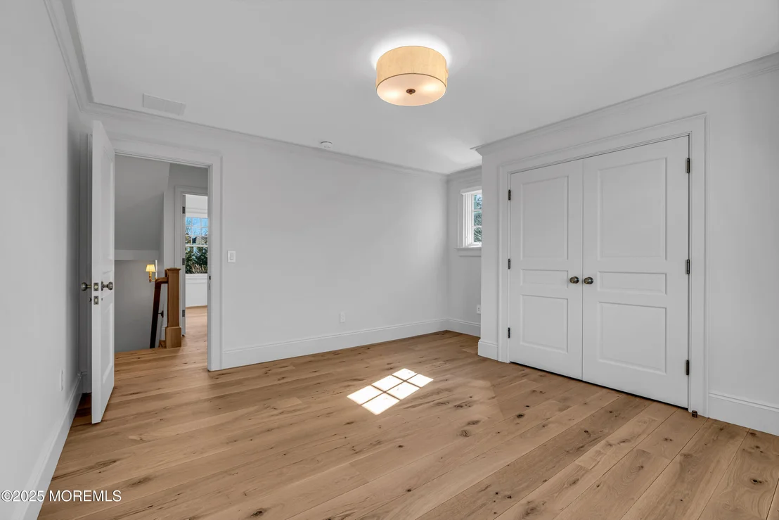 Photo of 327 South Boulevard