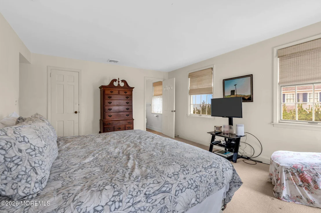 Photo of 5 Howell Avenue