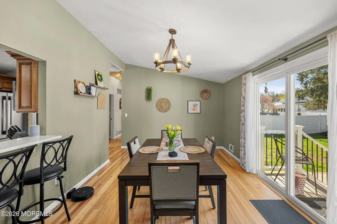 Photo of 27 Lafayette Drive