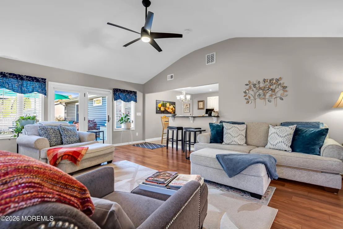 Photo of 8 Eagle Drive