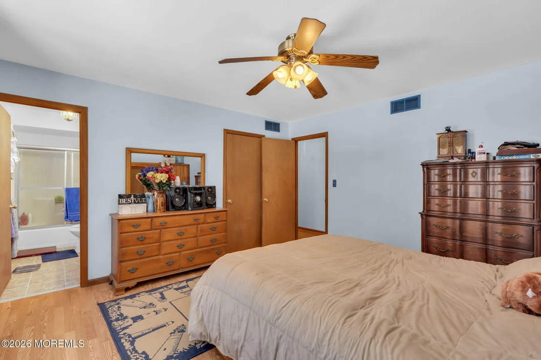 Photo of 177 Cedar Swamp Road
