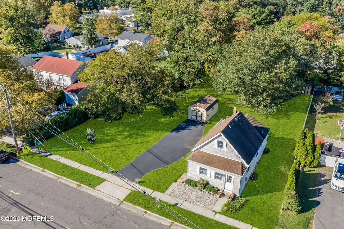 Photo of 517 Line Road