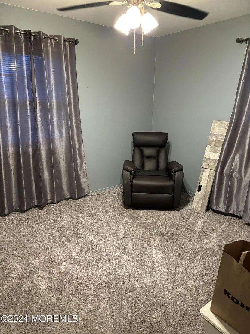 Photo of 412 Lawrence Drive