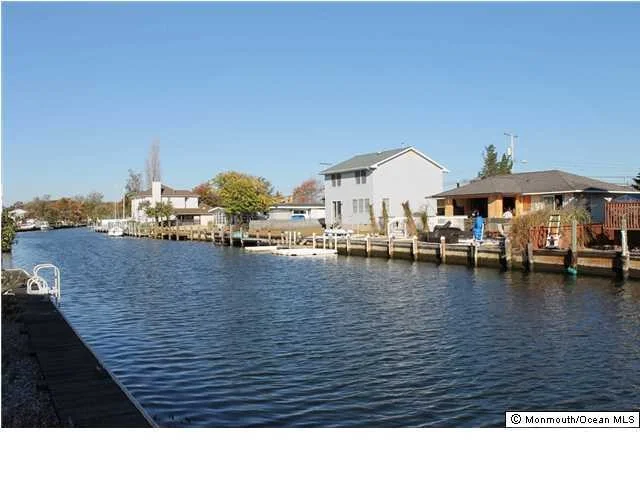 Photo of 348 Silver Bay Road