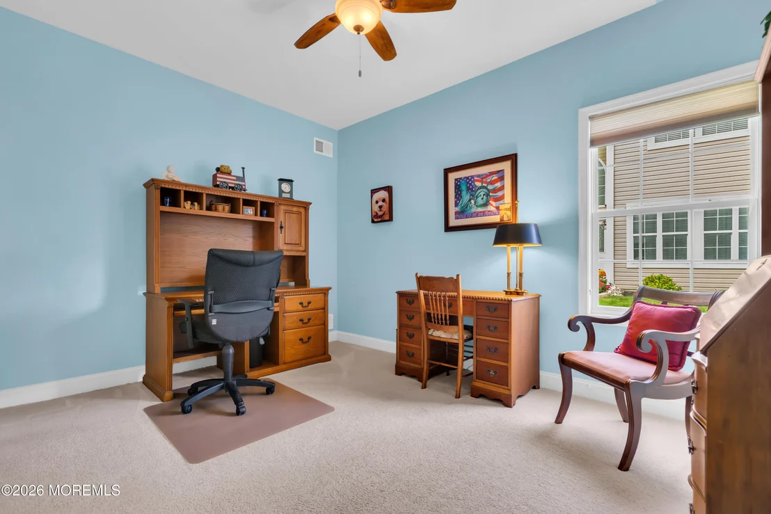 Photo of 4 Bay Head Court