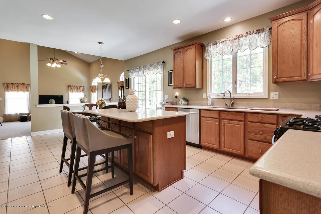 Photo of 122 Adams Way