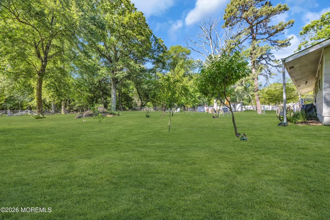 Photo of 416 Oak Tree Road