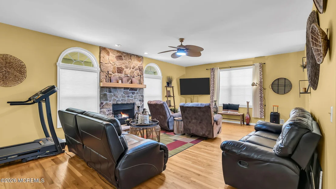 Photo of 645 Reed Road