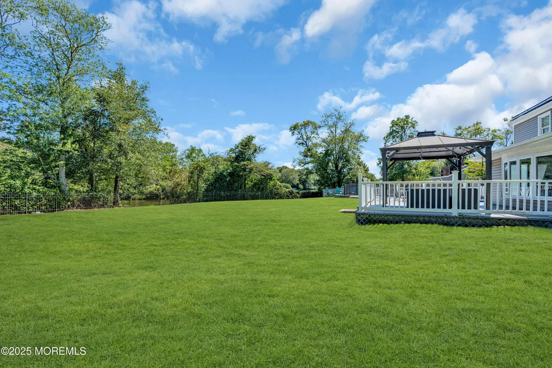 Photo of 16 Bock Boulevard