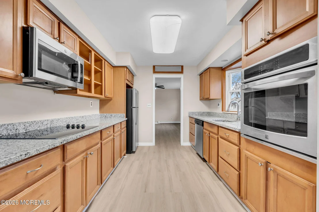 Photo of 121 Harding Drive