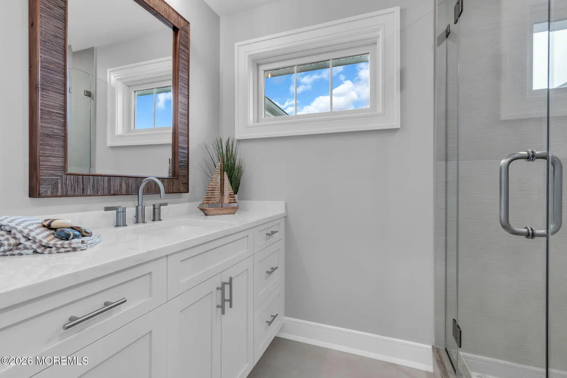 Photo of 151 Pershing Boulevard