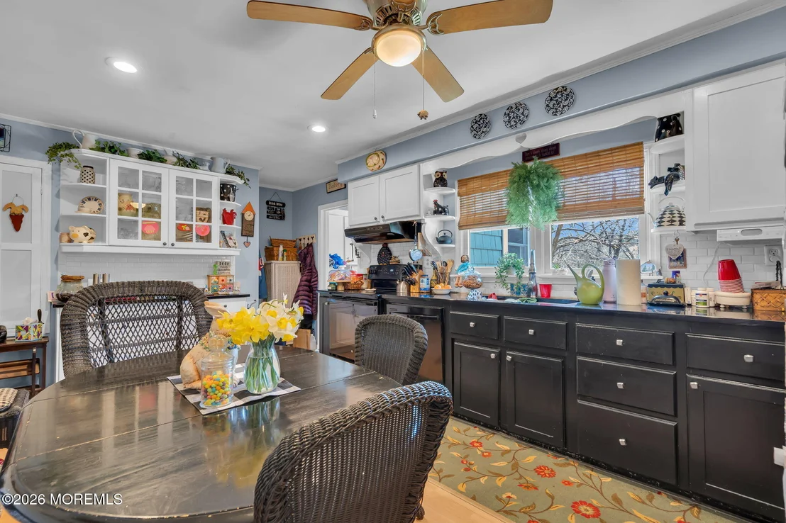 Photo of 249 Twin Oaks Drive