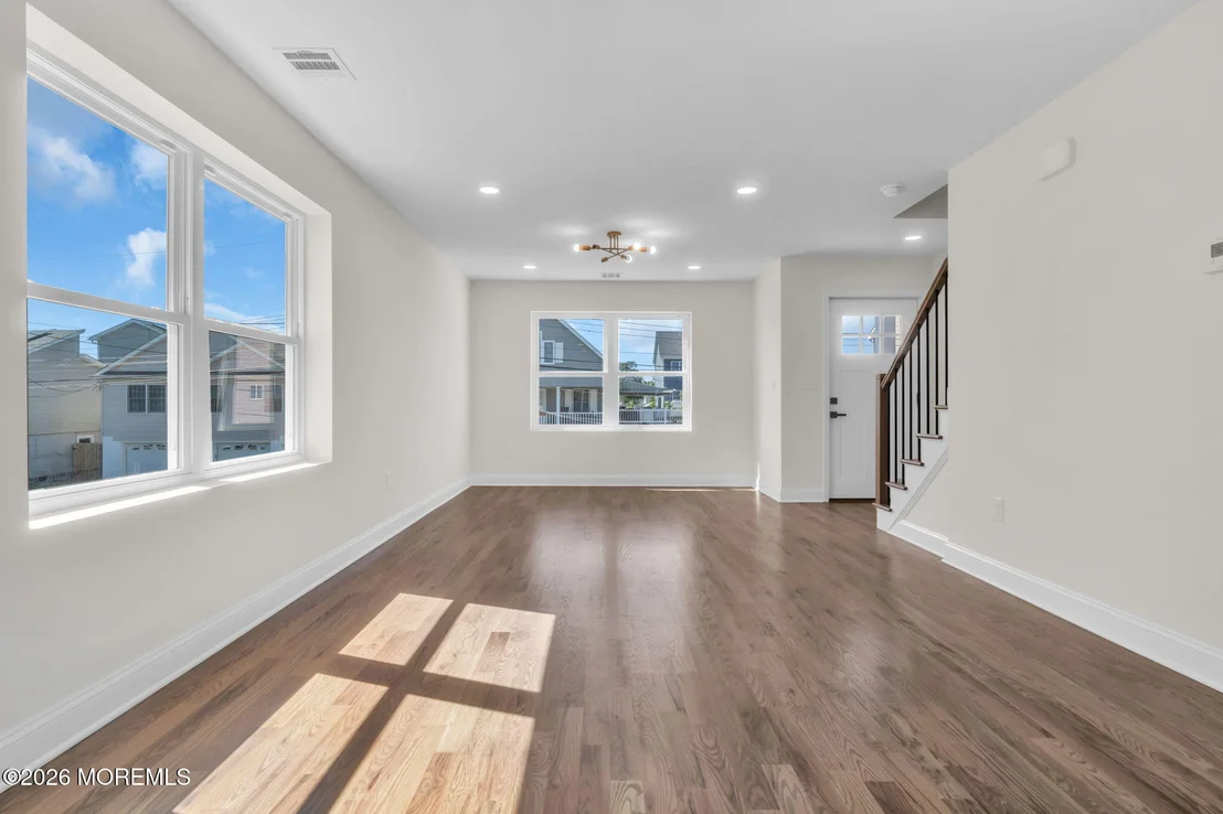 Photo of 917 5th Street