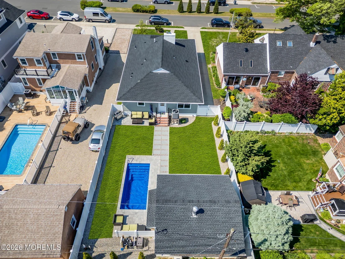 Photo of 304 Parkway