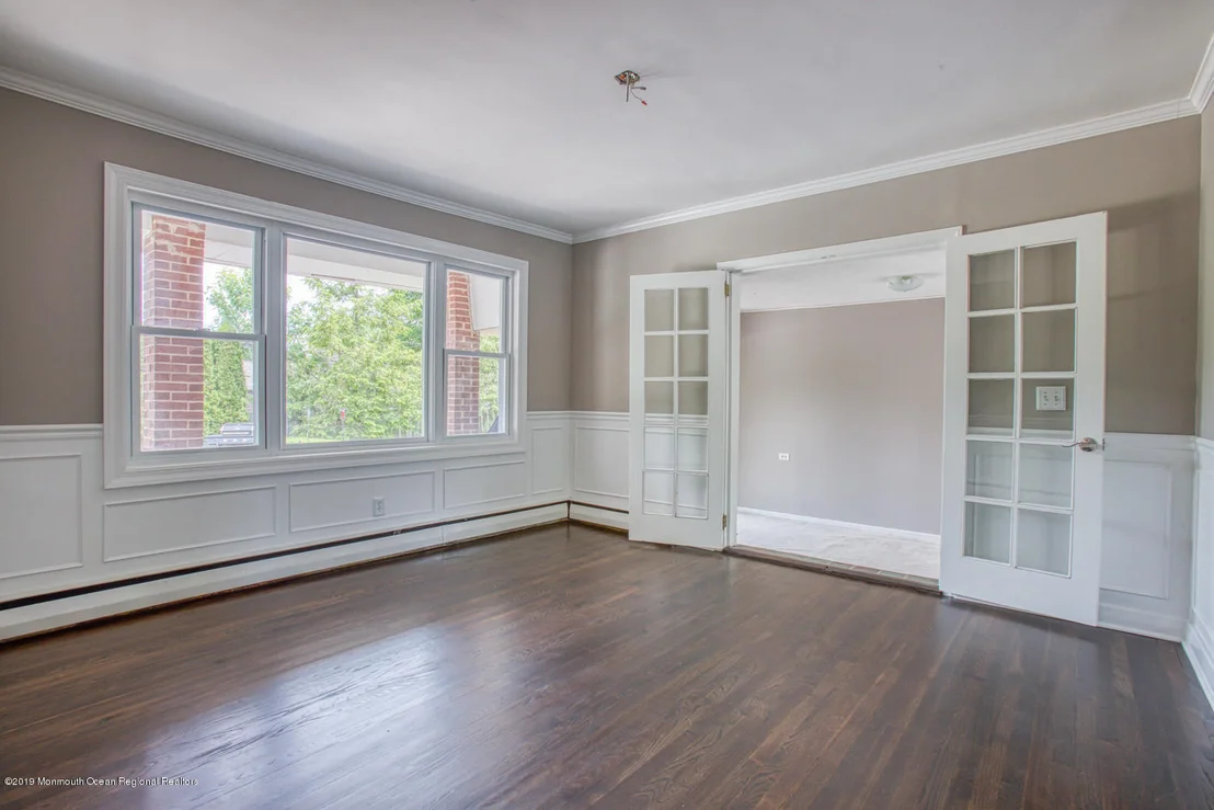 Photo of 1510 Valley Drive