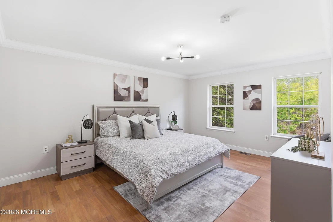 Photo of 565 Buttonwood Drive