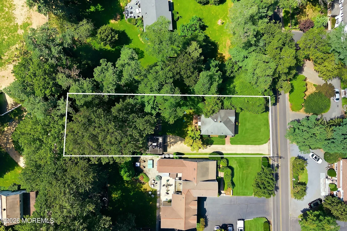 Photo of 642 Locust Point Road