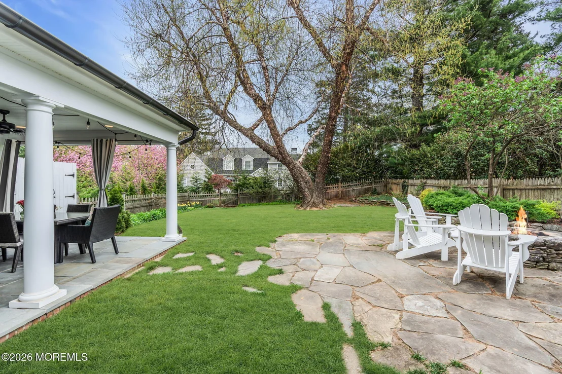 Photo of 9 N Cherry Lane