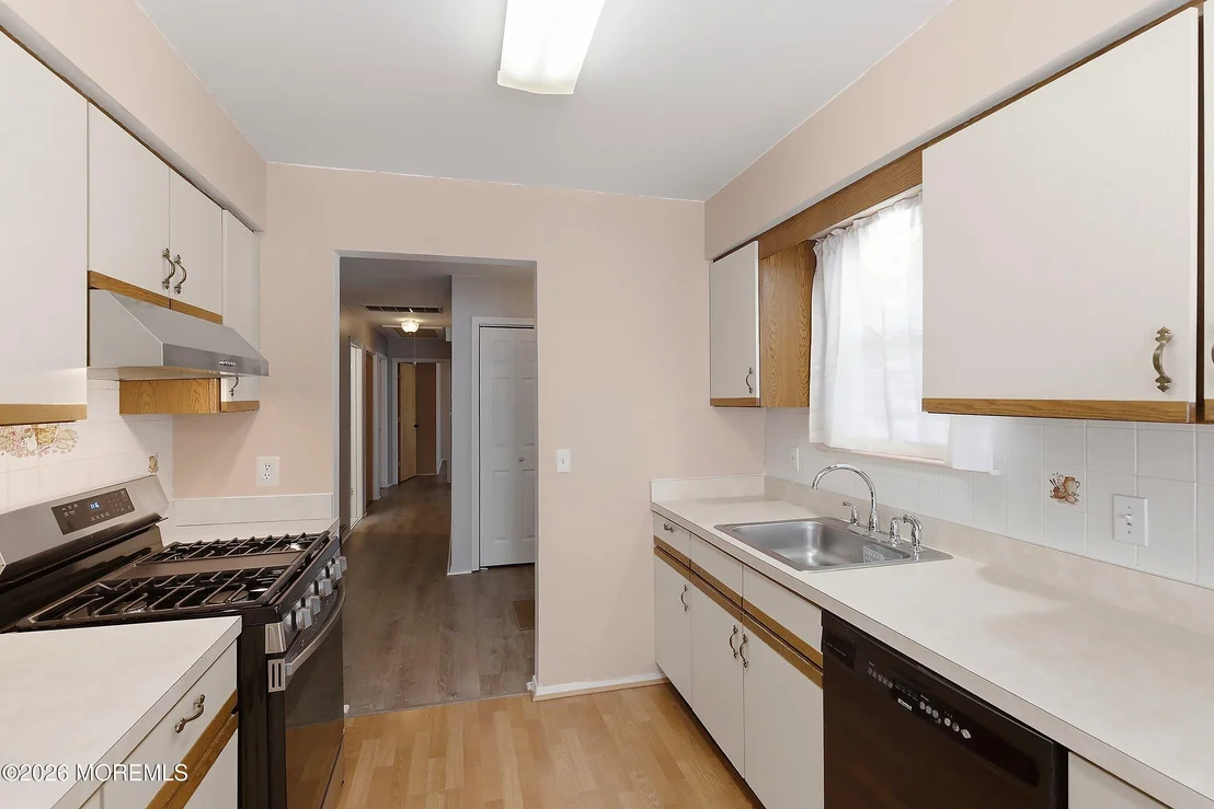 Photo of 203 Sunset Drive