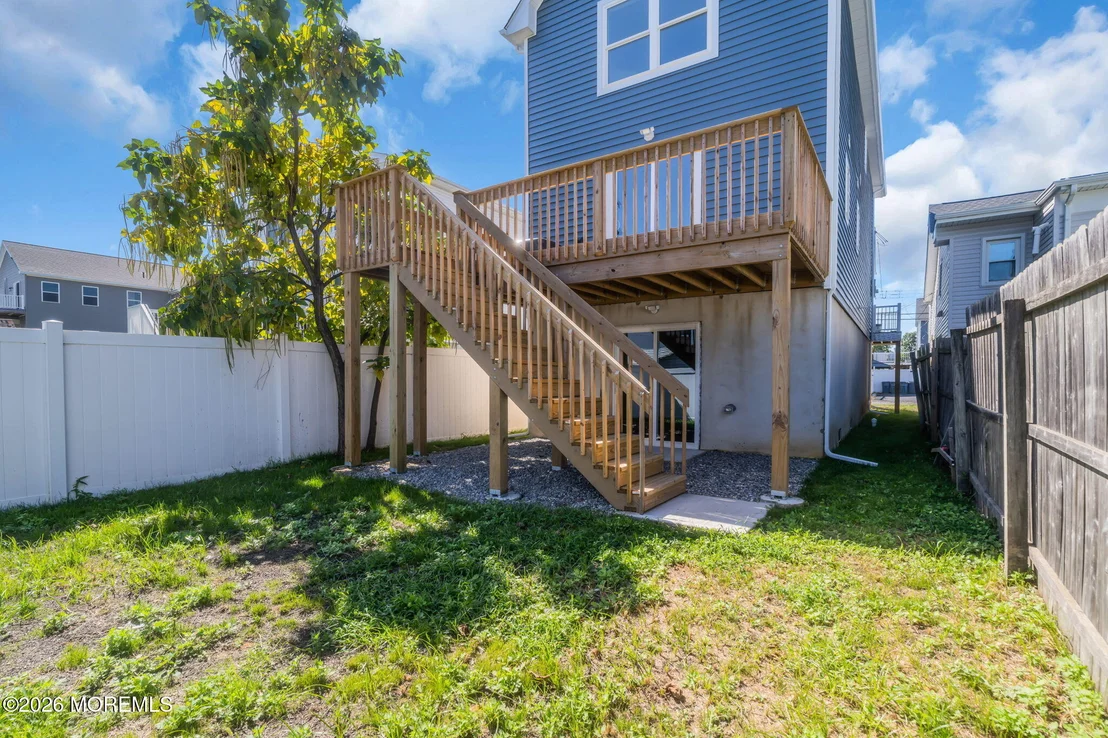 Photo of 917 5th Street
