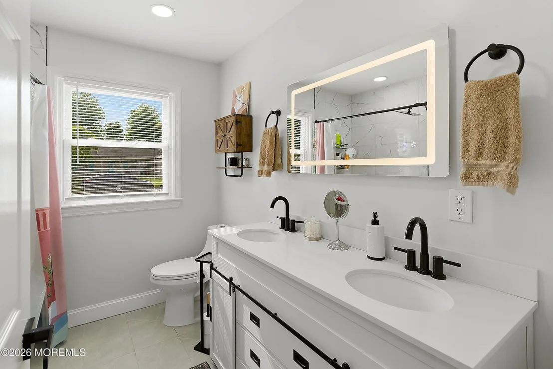 Photo of 307 5th Street