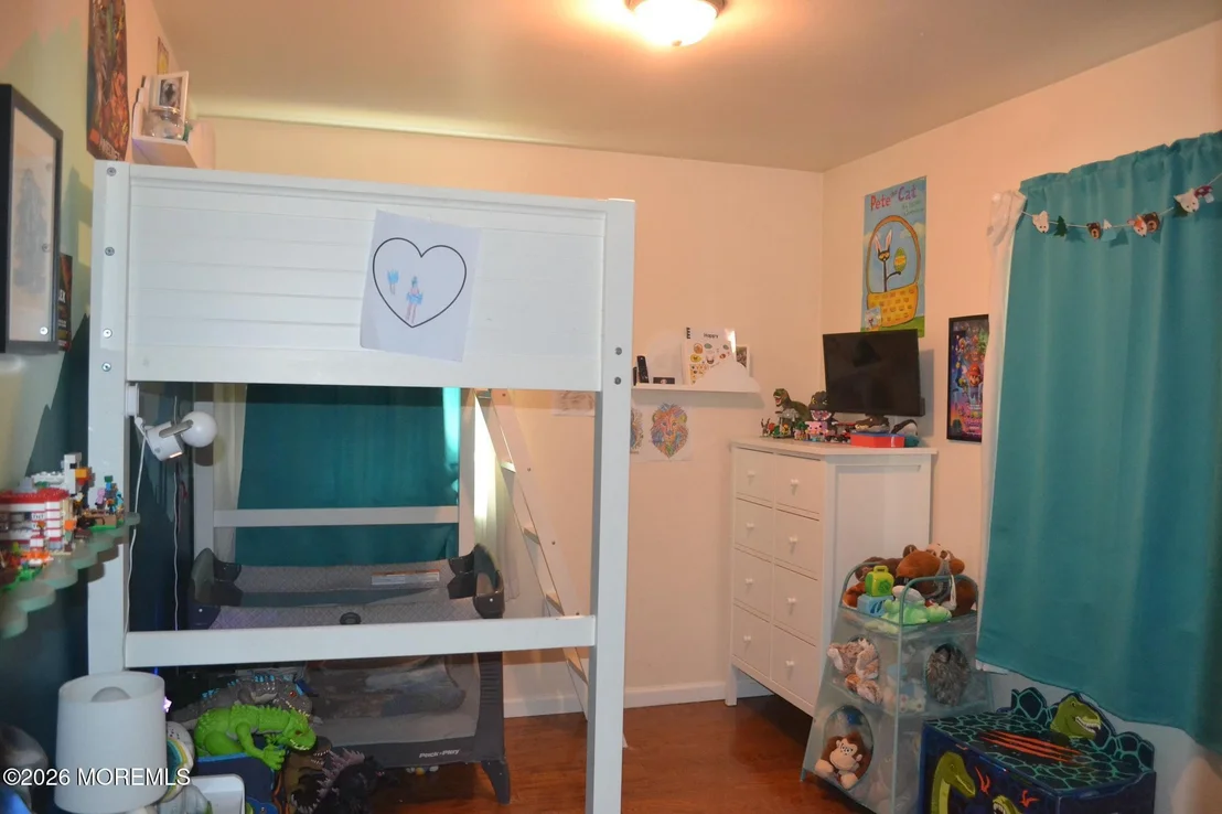 Photo of 31 Chestnut Way Circle
