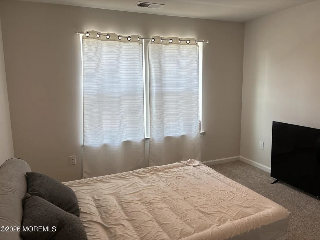 Photo of 2 Minnow Avenue