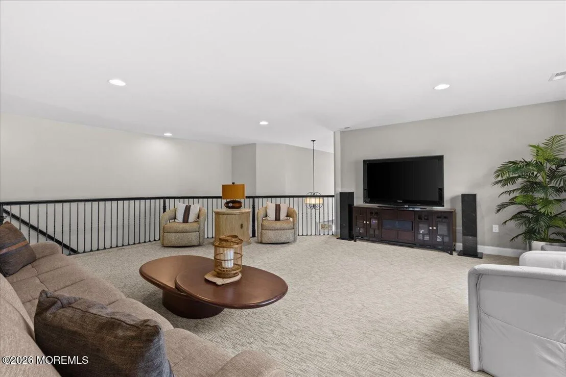 Photo of 7 Firefly Lane