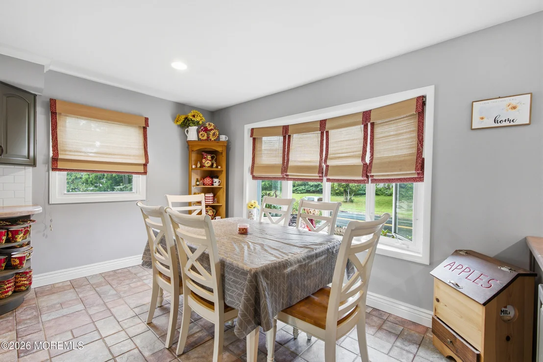 Photo of 652 Brookside Drive